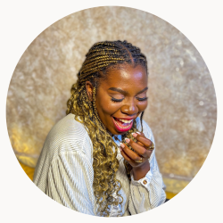 website image homepage Grace Ukeni smiling